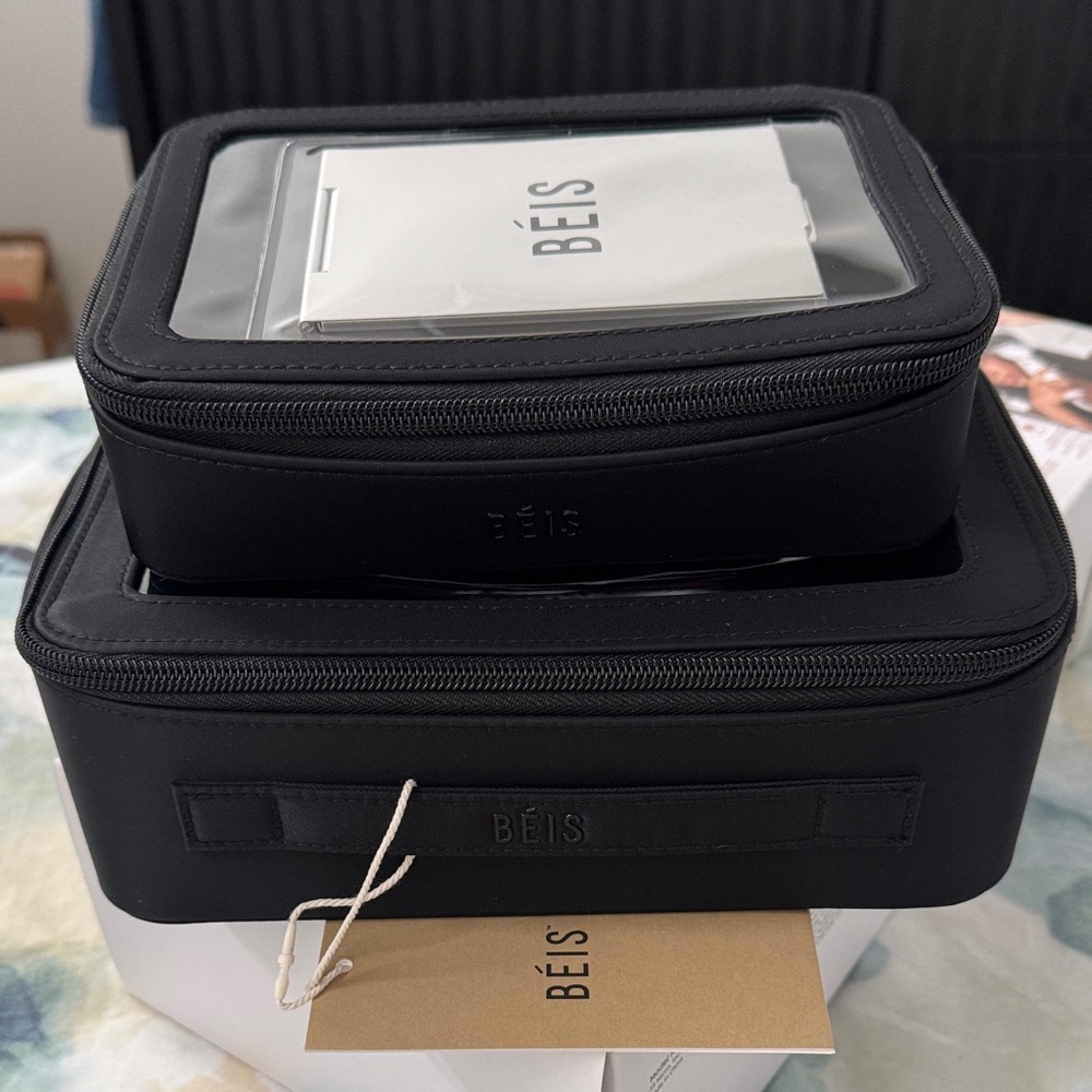 BÉIS The In Flight Cosmetic Set Black NWT